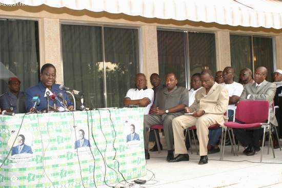 Réponses du président Bédié aux questions des journalistes : “Nous félicitons nos jeunes et nos femmes pour leur courage et leur détermination”